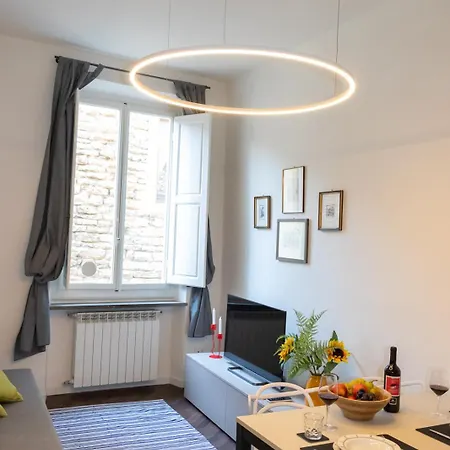All'ombra Del Campanile Di Giotto Apartment *
